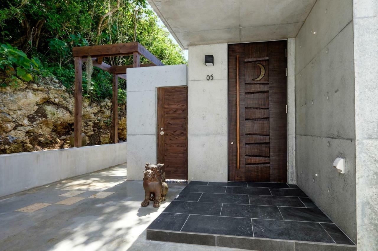 Kaiza Bed & Breakfast นันโจ ภายนอก รูปภาพ